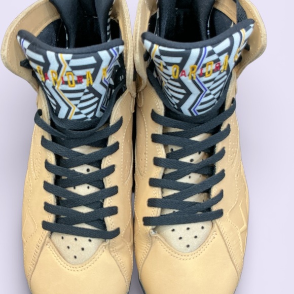 Jordan 7 - Picture 2 of 9